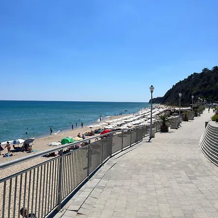 анастасия-бяла Seaside на 100м от плажа Appartamento Byala (Varna)